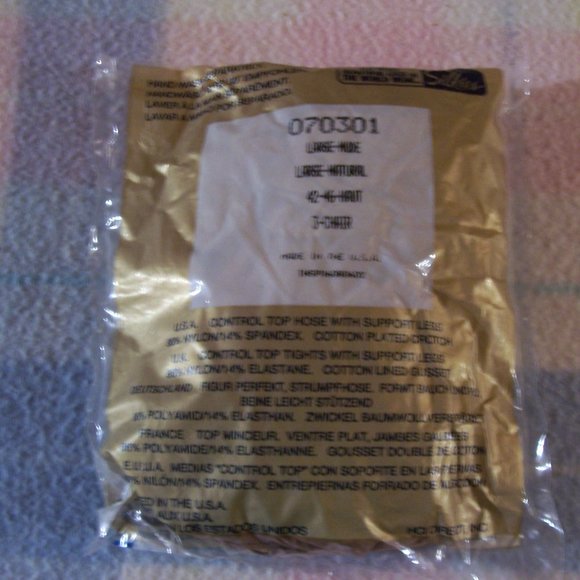 Silkies Control Top Hose with Support  Large  Nude (Natural) - Picture 3 of 3